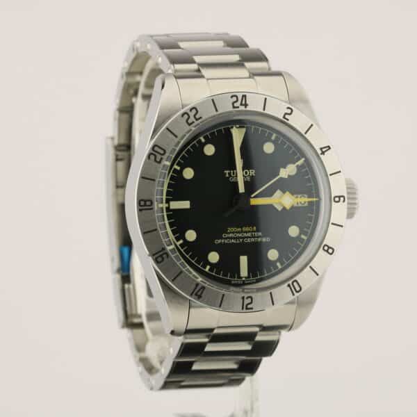 tudor black bay pro 79470