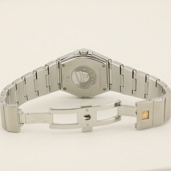 omega constellation quartz 123.10.27.60.51.001